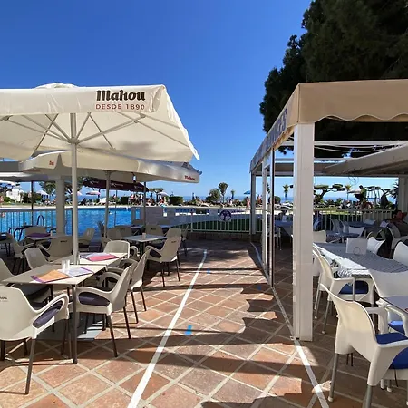 Hibiscos Seaview Terrace By Casasol